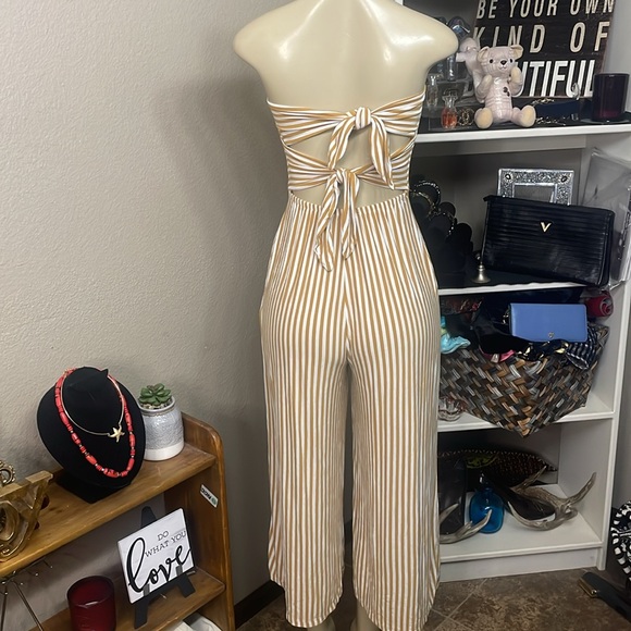 Great Condition XS American Eagle Outfitters Stripped Tie Back Jumpsuit - Picture 4 of 7